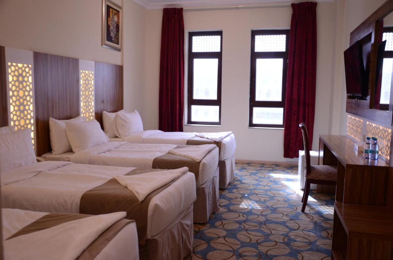 Hotel Artal International